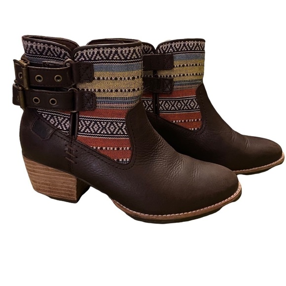 Caterpillar Willa Leather and Fabric Ankle Boots. Size 6 - Picture 8 of 10